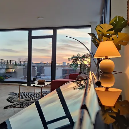 Maisonette-penthouse Inklusive Whirlpool Ueber Den Daechern Von *