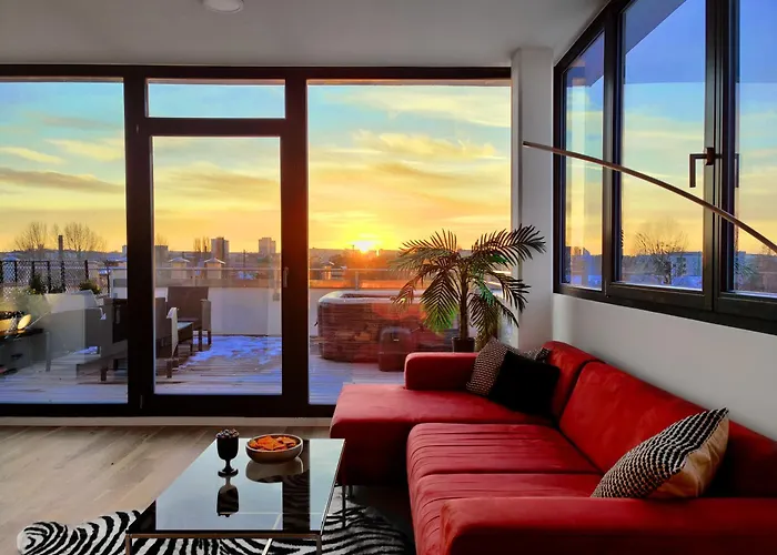 Maisonette-penthouse Inklusive Whirlpool über Den Dächern Von * Magdeburg