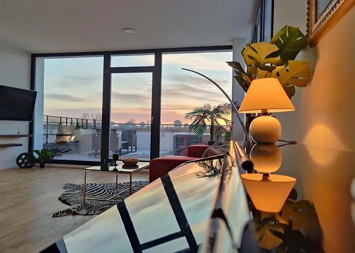 Maisonette-penthouse Inklusive Whirlpool über Den Dächern Von *